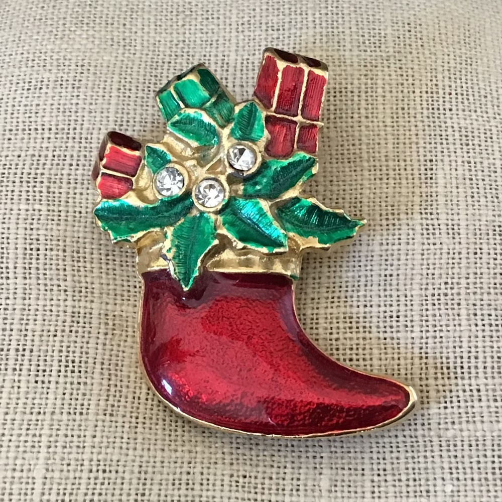 Vintage Enamel Holiday Pin Christmas Poinsettia Stocking Brooch Gold Tone & Red